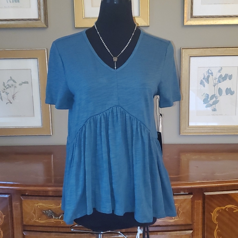 0210 Stitch Star Peplum Curved Tee
